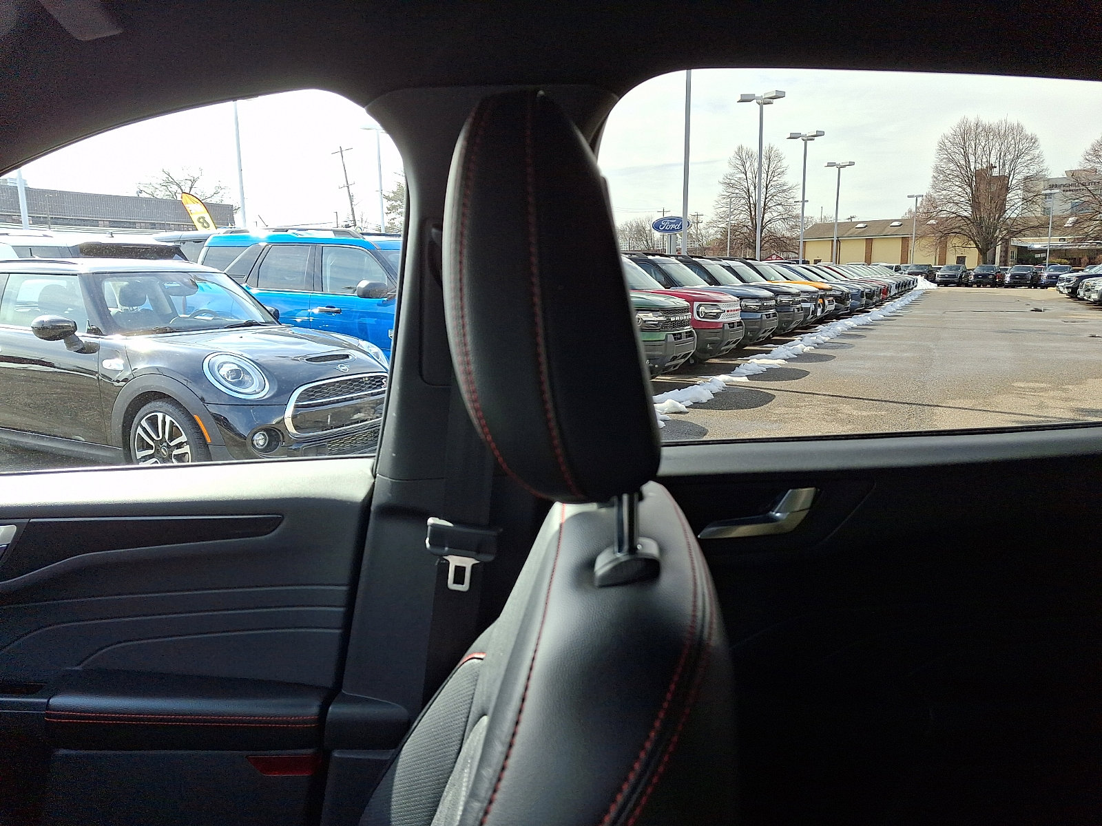 Certified 2023 Ford Escape ST-Line Elite w/ Premium Technology Package image 17