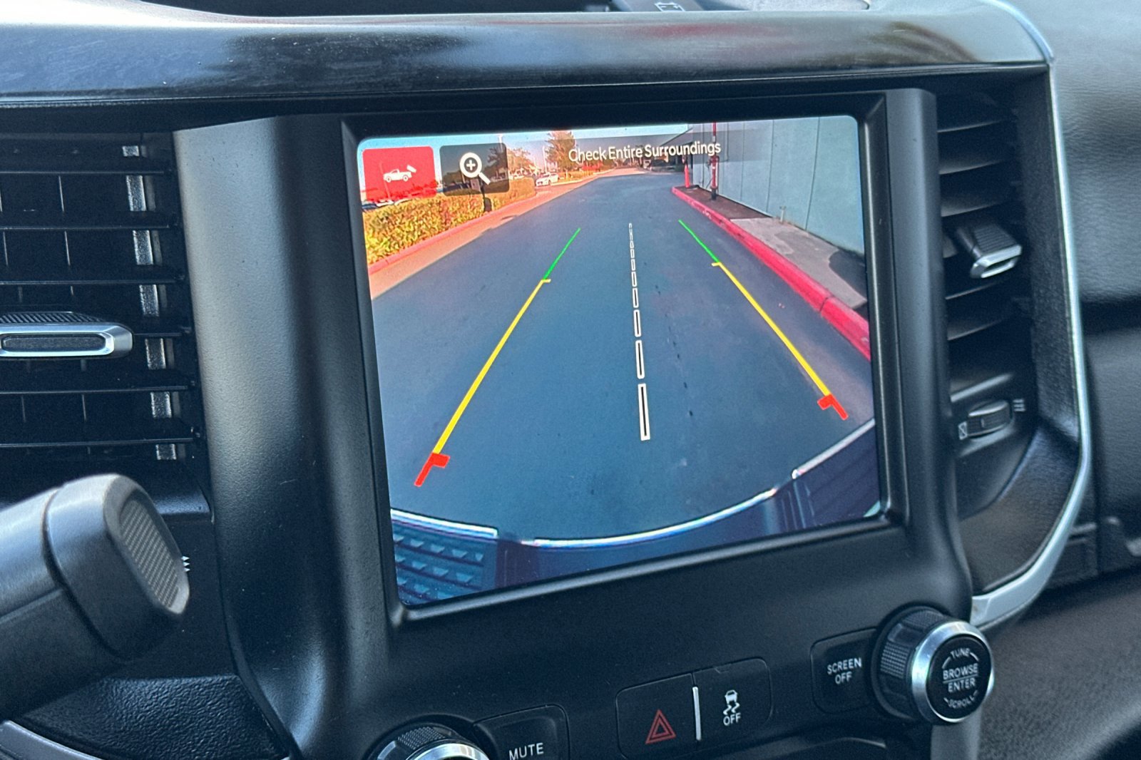 Used 2024 RAM 3500 Big Horn image 19