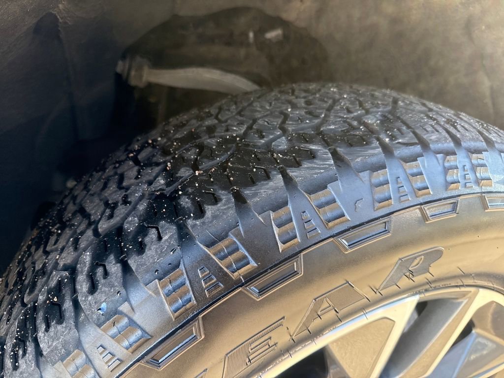 Used 2024 Chevrolet Silverado 1500 LT image 27