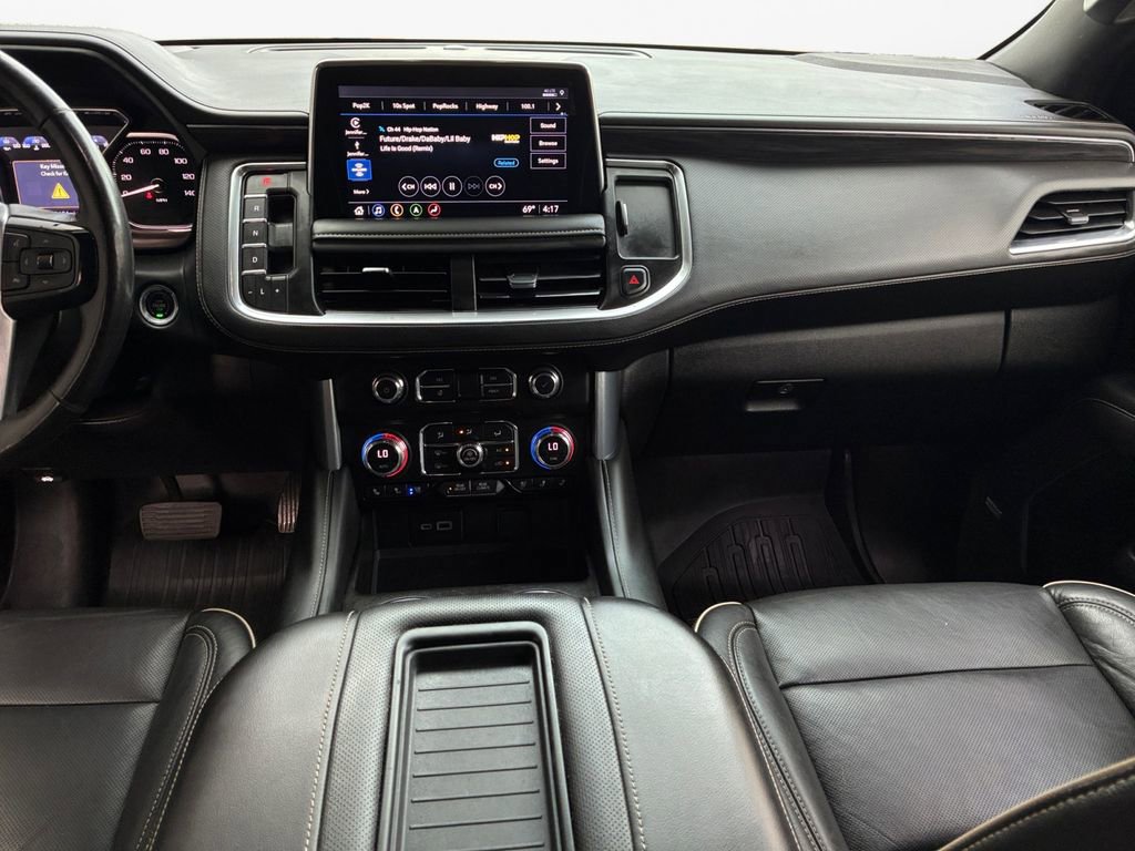 Used 2021 GMC Yukon SLT w/ SLT Luxury Plus Package image 3