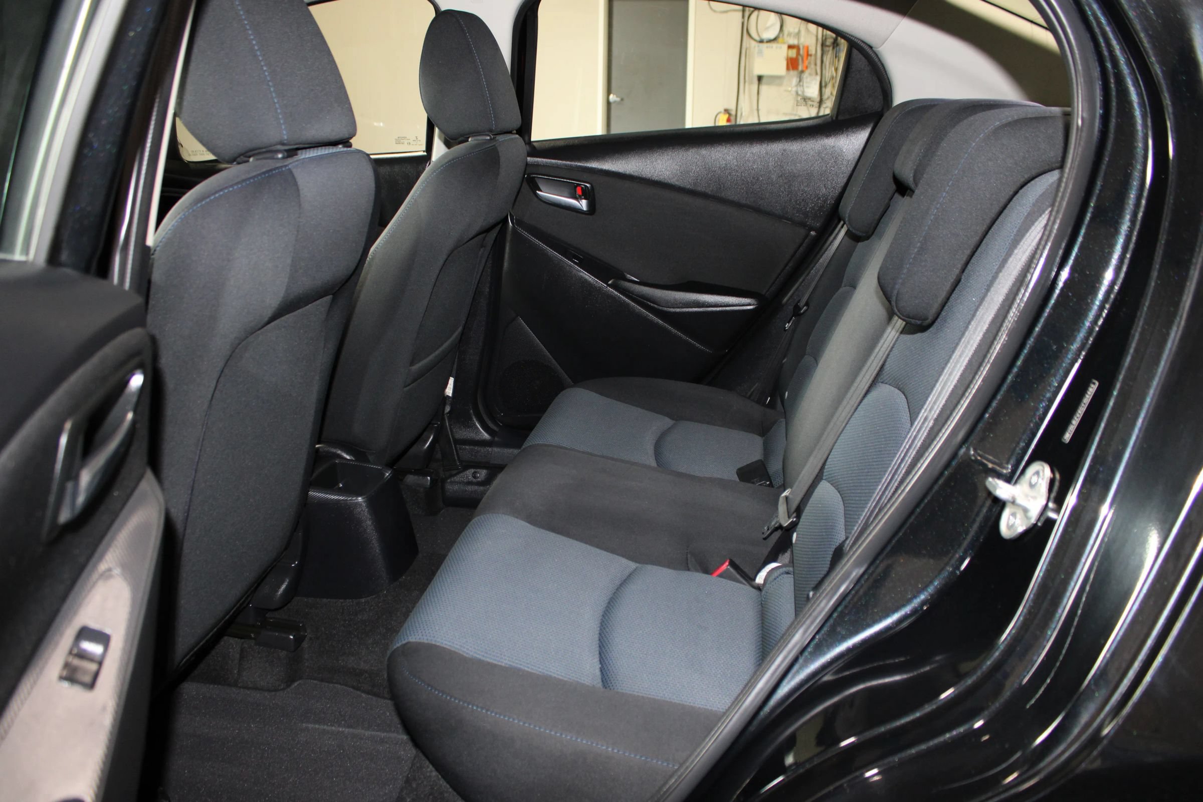 Used 2016 Scion iA FWD image 25