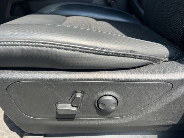 Used 2023 RAM 1500 Big Horn AWD/4WD image 13