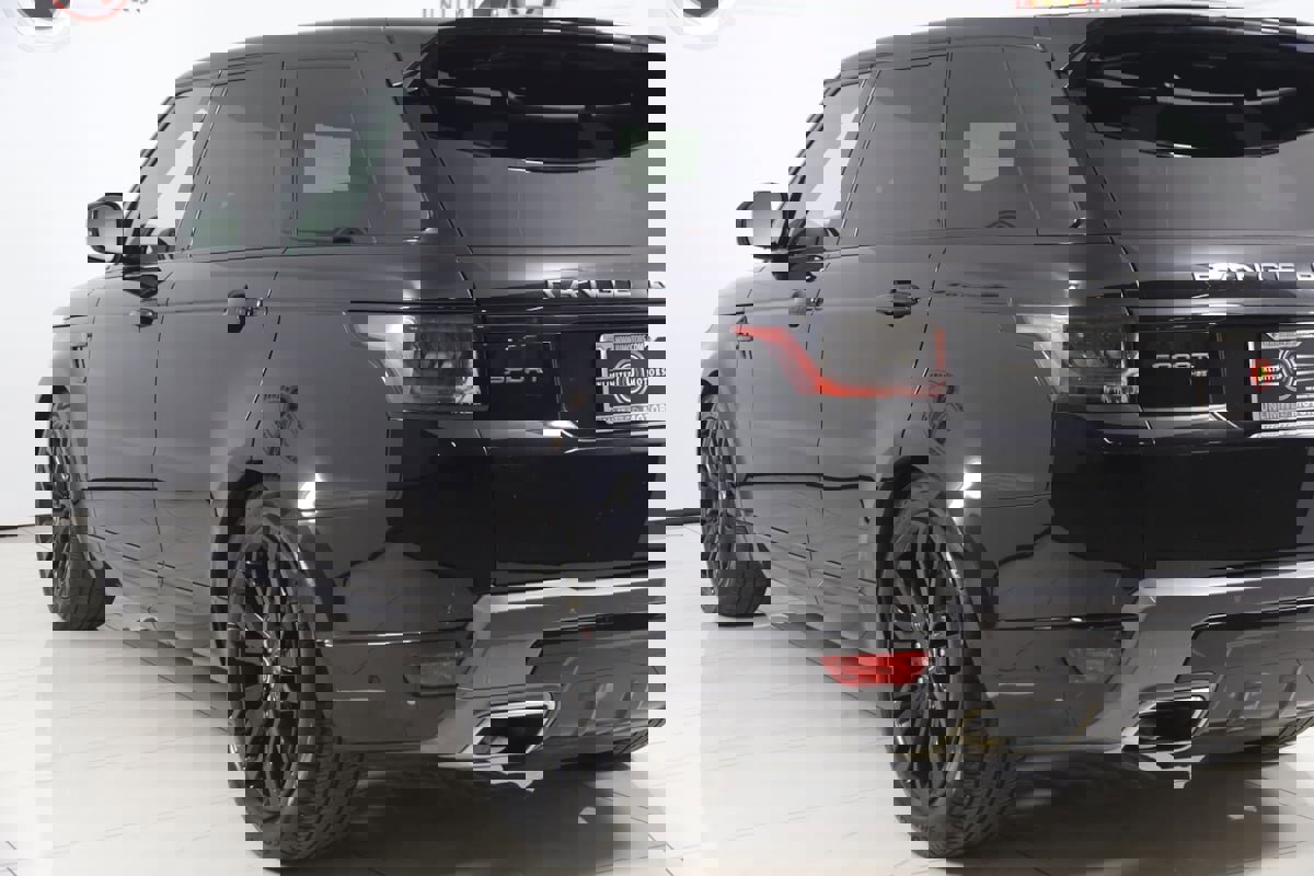 Used 2021 Land Rover Range Rover Sport HSE Silver Edition image 25