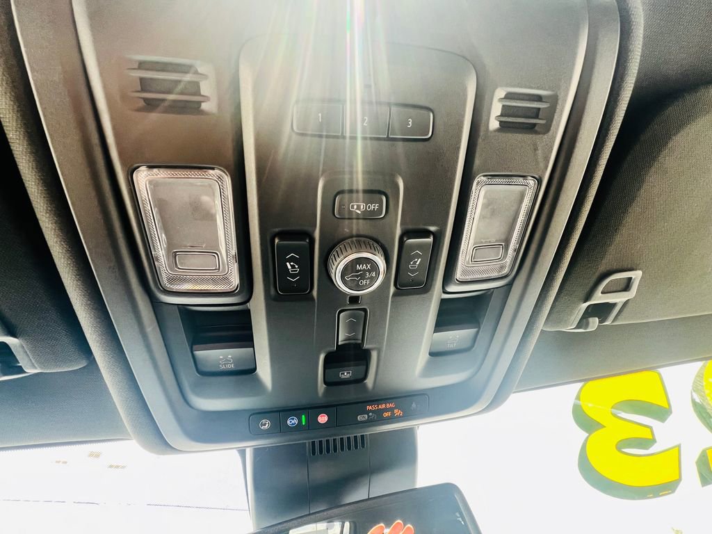 Used 2023 GMC Yukon Denali image 30