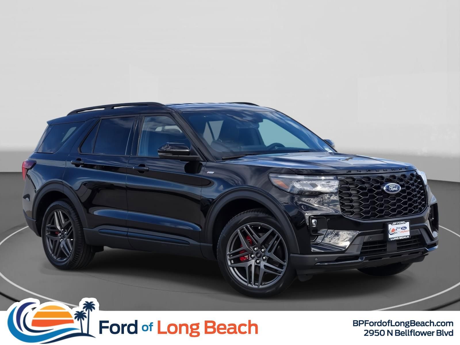 New 2026 Ford Explorer ST-Line w/ ST-Line Street Pack RWD image 1
