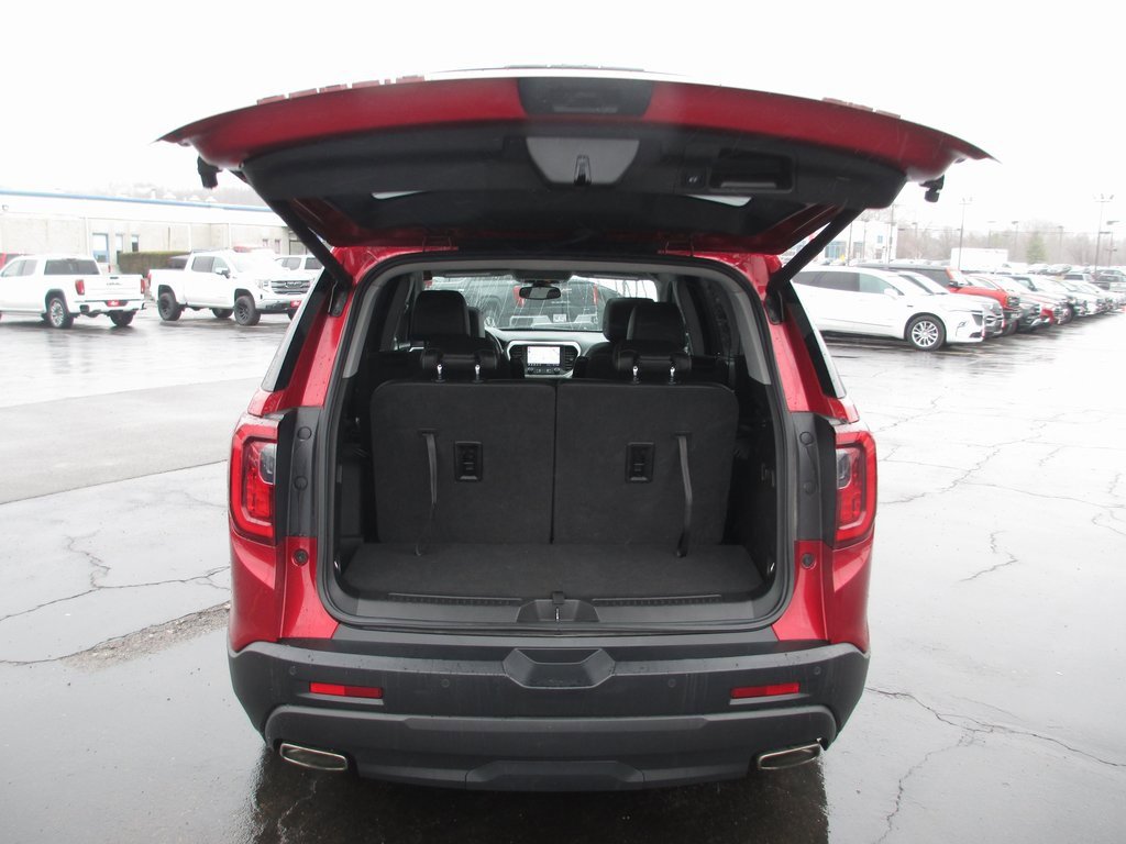 Used 2021 GMC Acadia SLT w/ Elevation Edition image 8