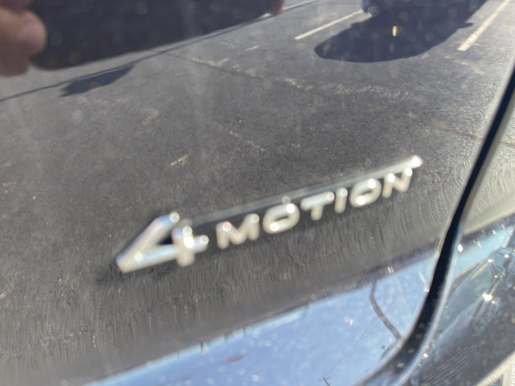 Used 2025 Volkswagen Atlas Cross Sport SE image 13