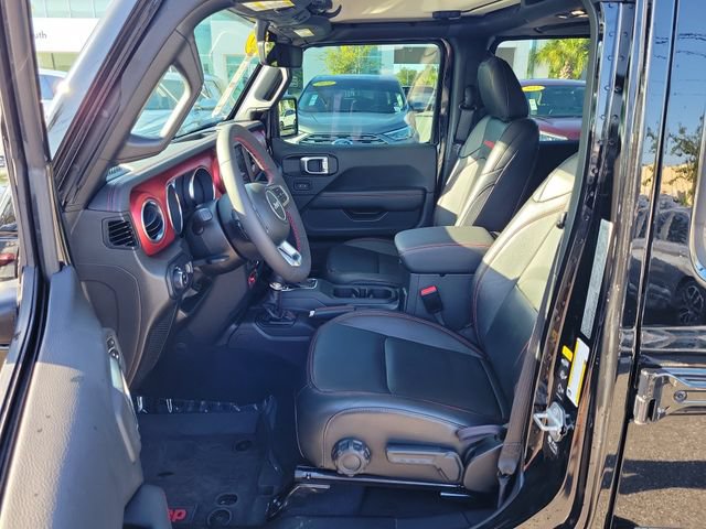 Used 2023 Jeep Gladiator Rubicon w/ LED Lighting Group AWD/4WD image 14