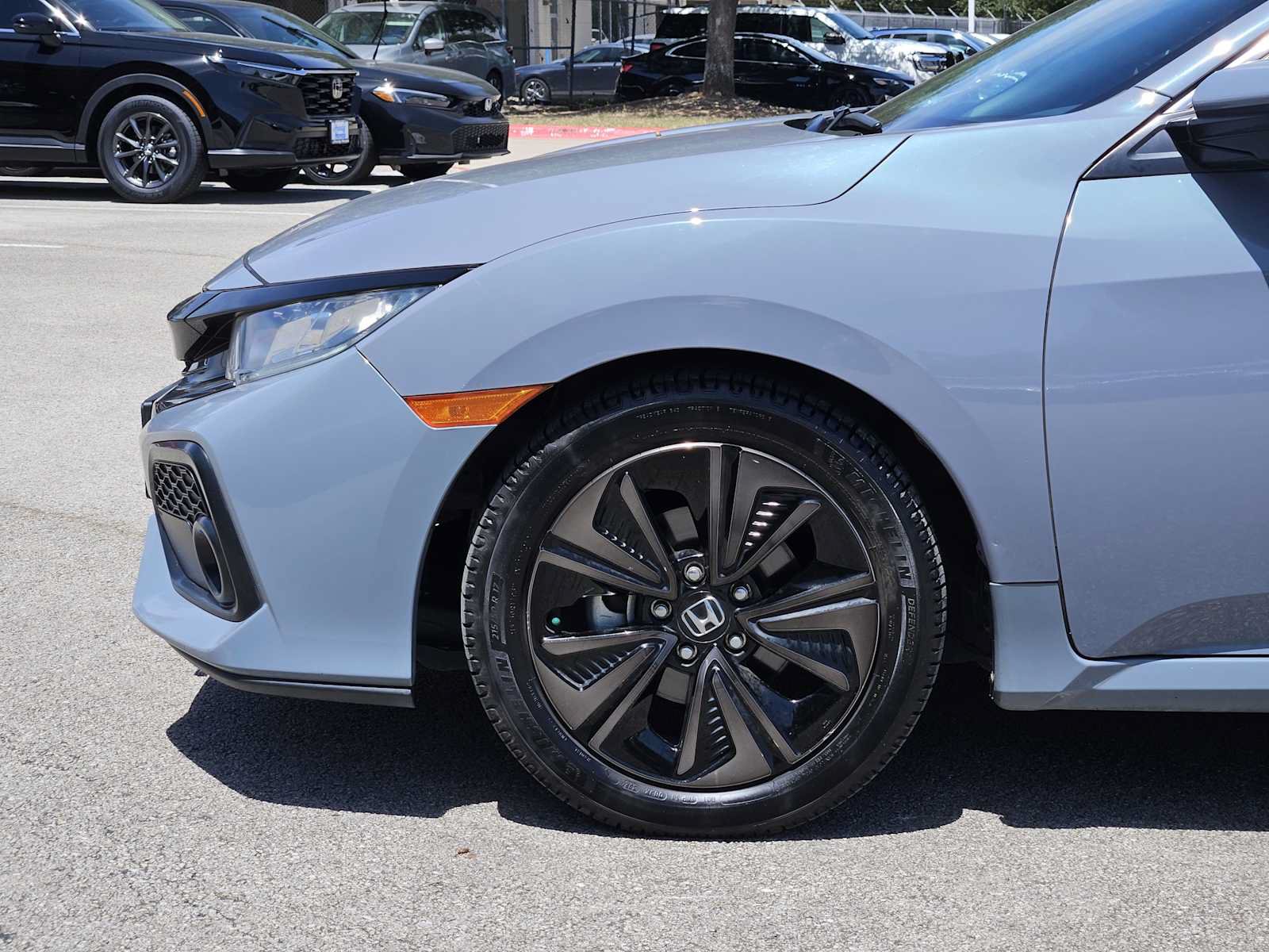 Used 2019 Honda Civic EX image 8