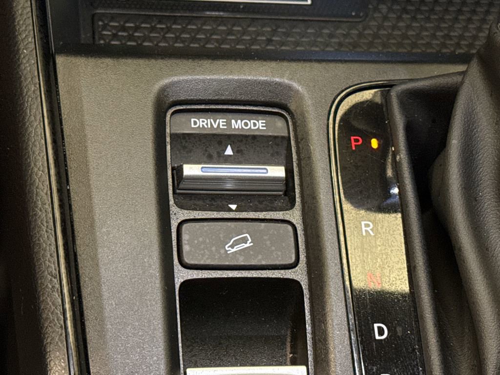 Used 2024 Honda CR-V Sport Touring image 31