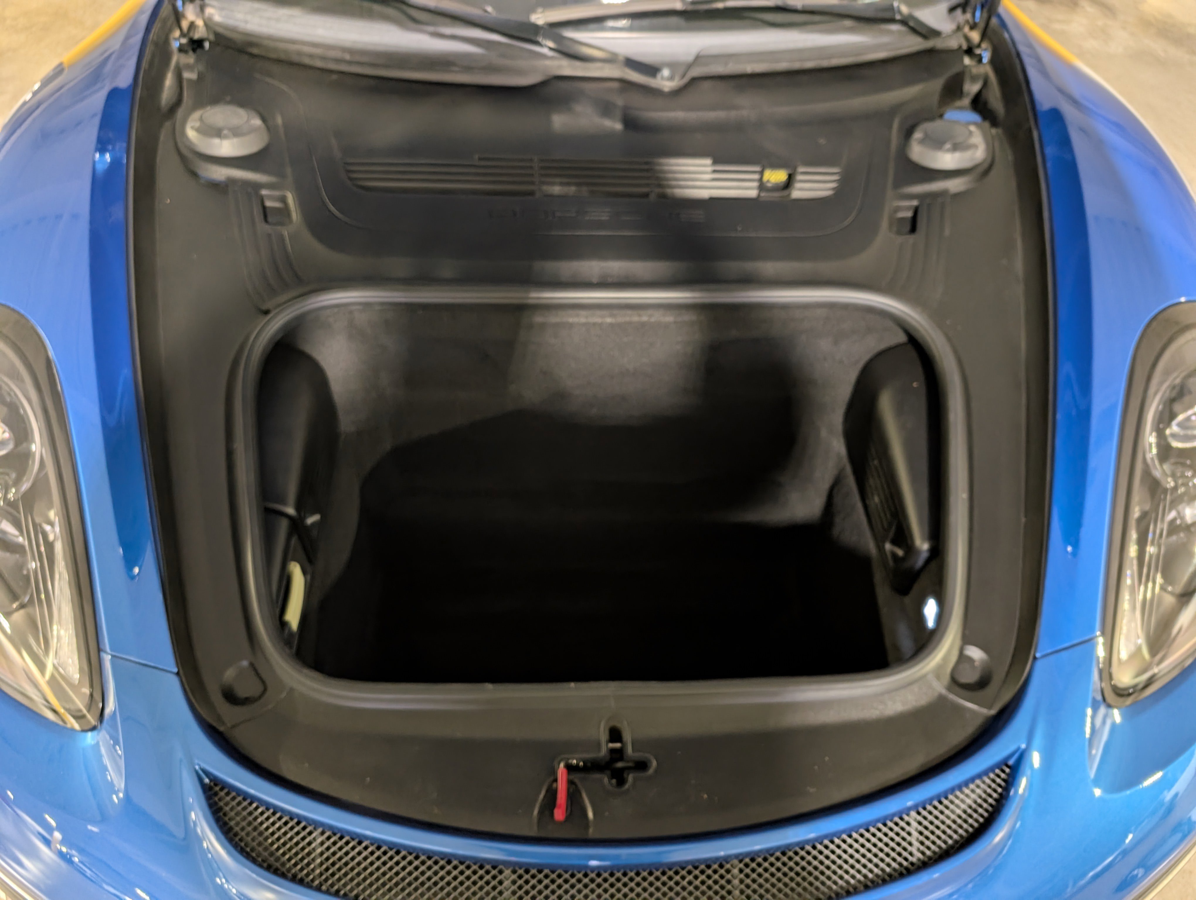 Used 2016 Porsche Boxster Spyder image 21