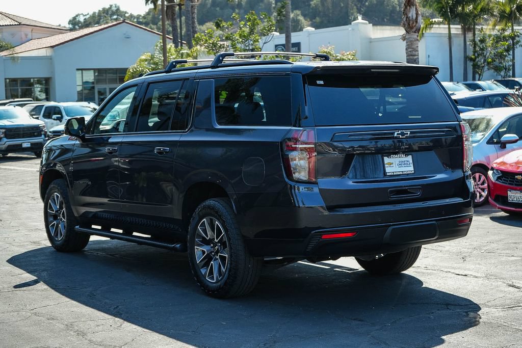 Used 2023 Chevrolet Suburban Z71 w/ Luxury Package AWD/4WD image 4