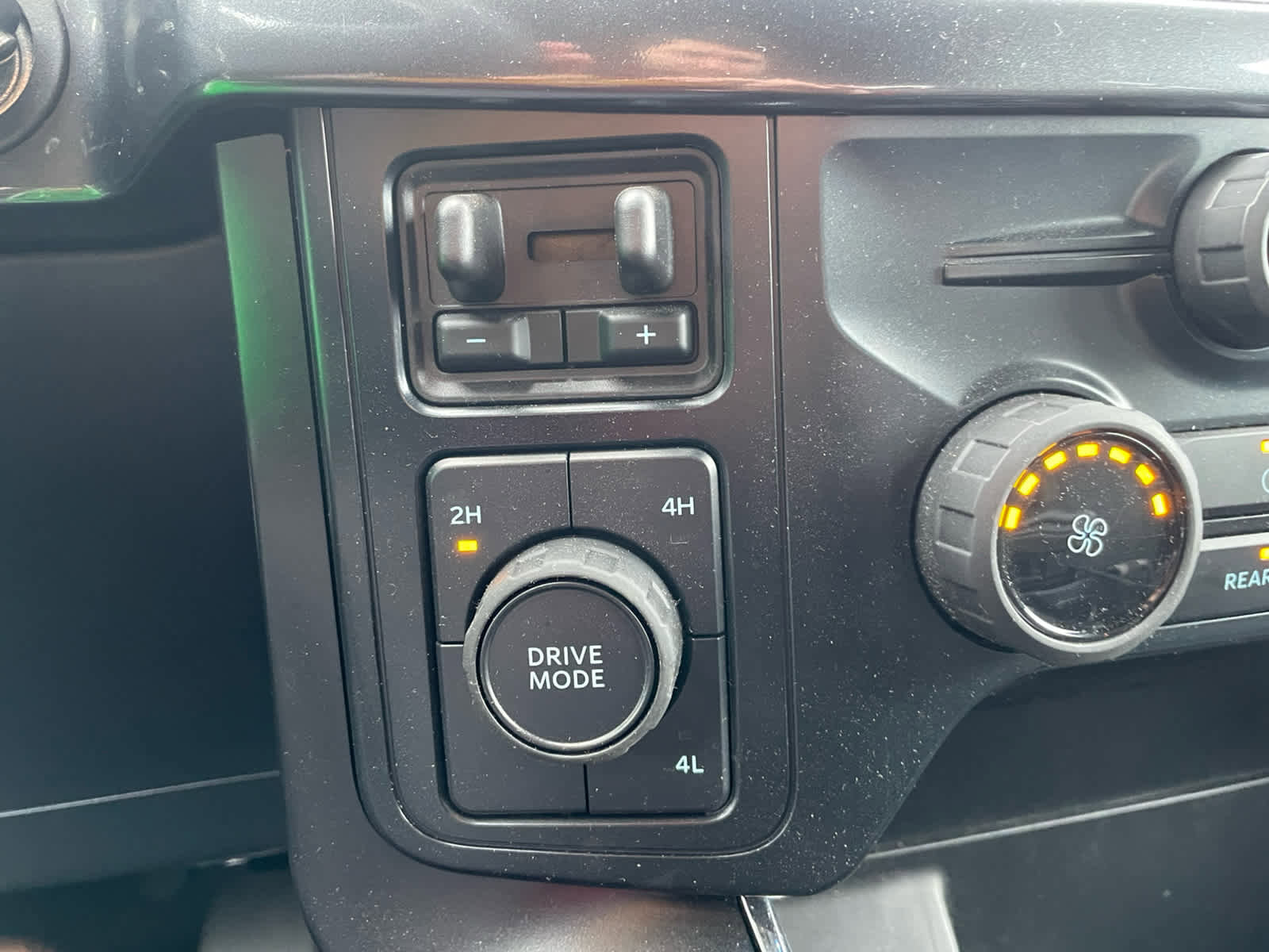 Used 2025 Ford F150 STX w/ Equipment Group 200A image 23