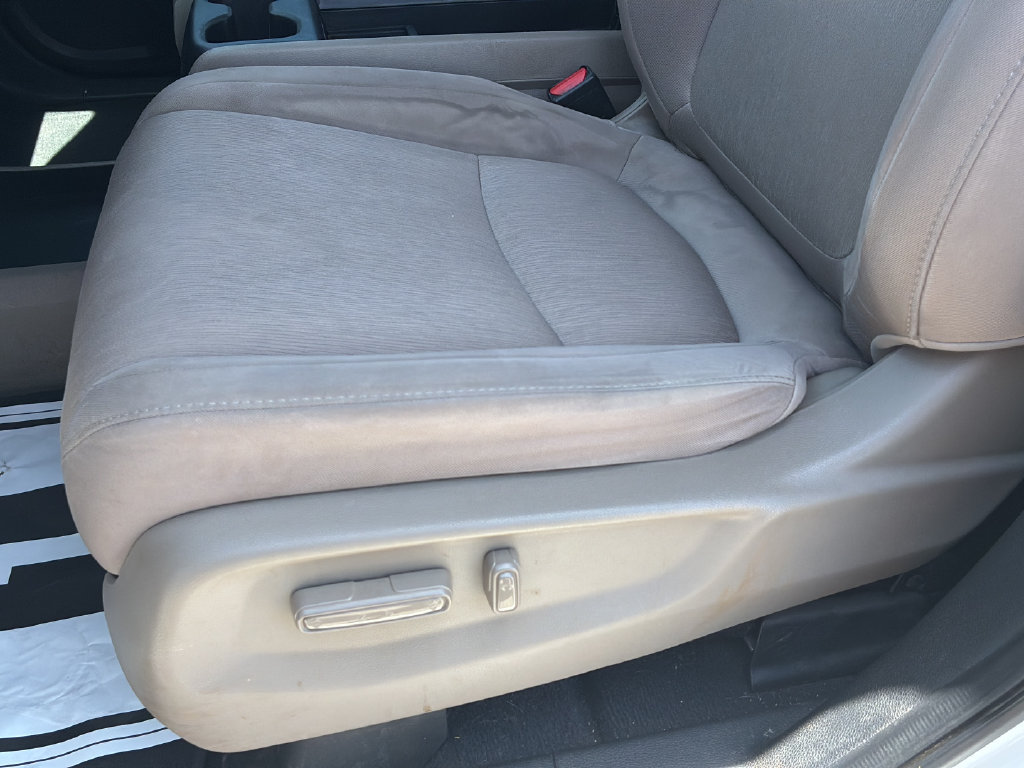 Used 2020 Honda Odyssey LX image 24