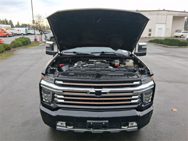 Used 2022 Chevrolet Silverado 2500 High Country w/ Z71 Off-Road Package image 17