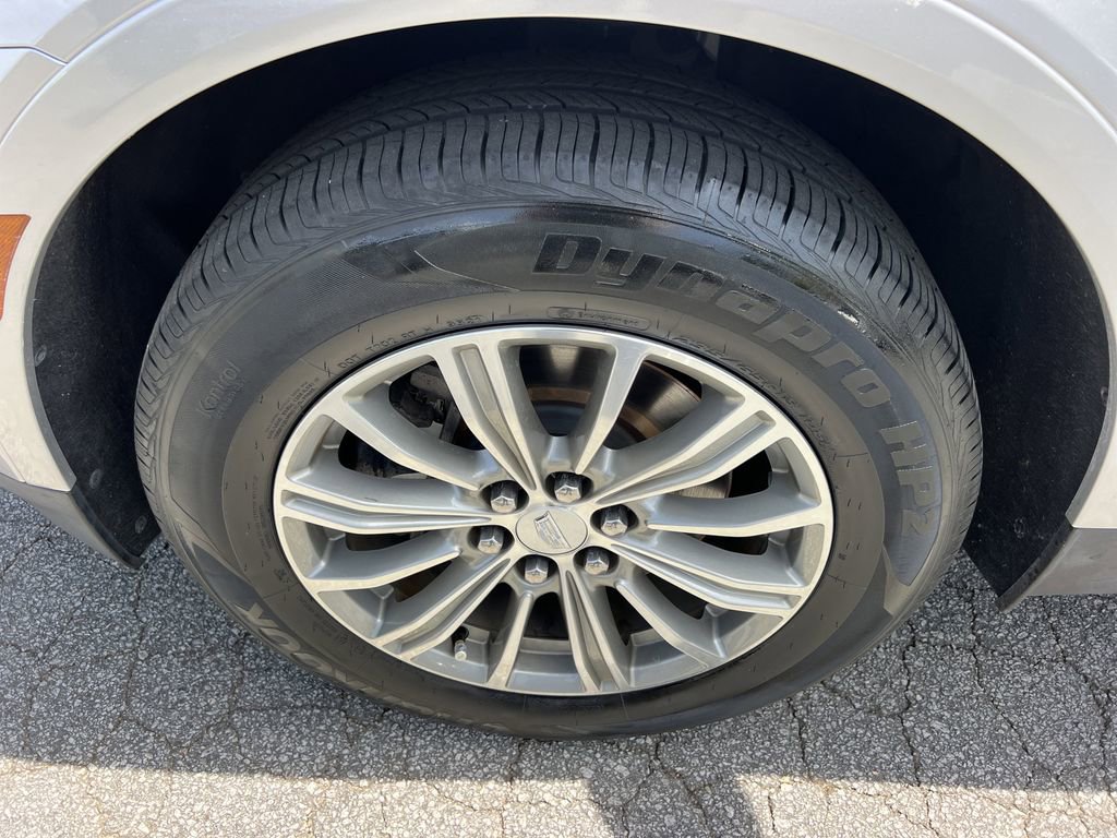 Used 2018 Cadillac XT5 Luxury w/ Driver Awareness Package image 8