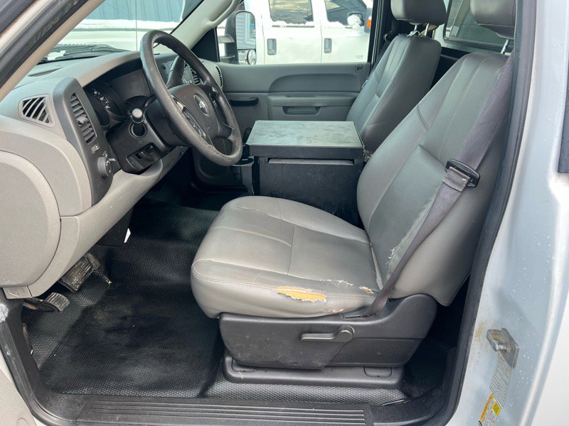 Used 2013 Chevrolet Silverado 1500 W/T image 9