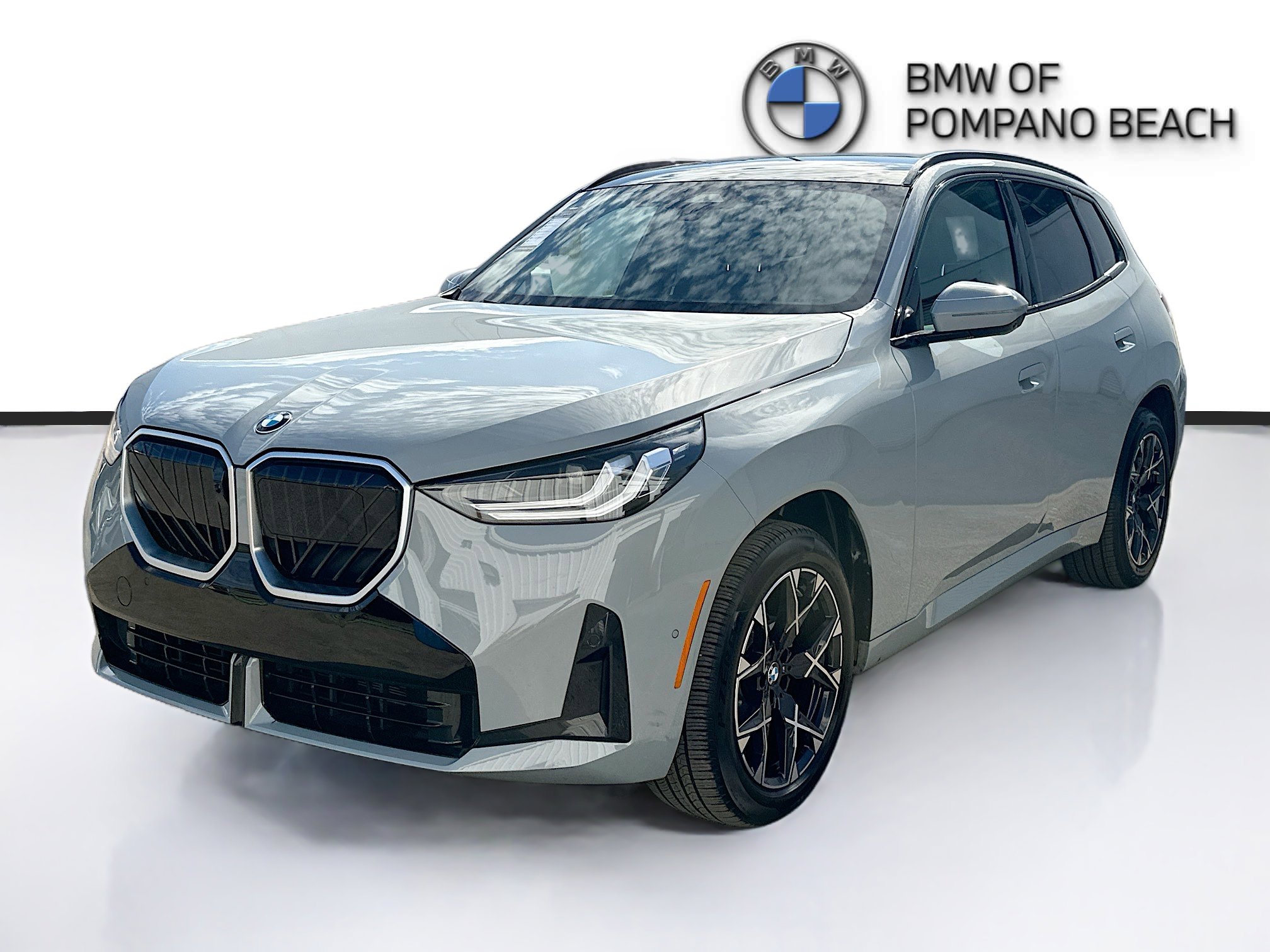 Used 2025 BMW X3 xDrive30i image 3