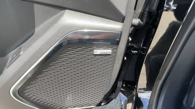 New 2026 Chevrolet Traverse RS w/ LPO, Floor Liner Package FWD image 27