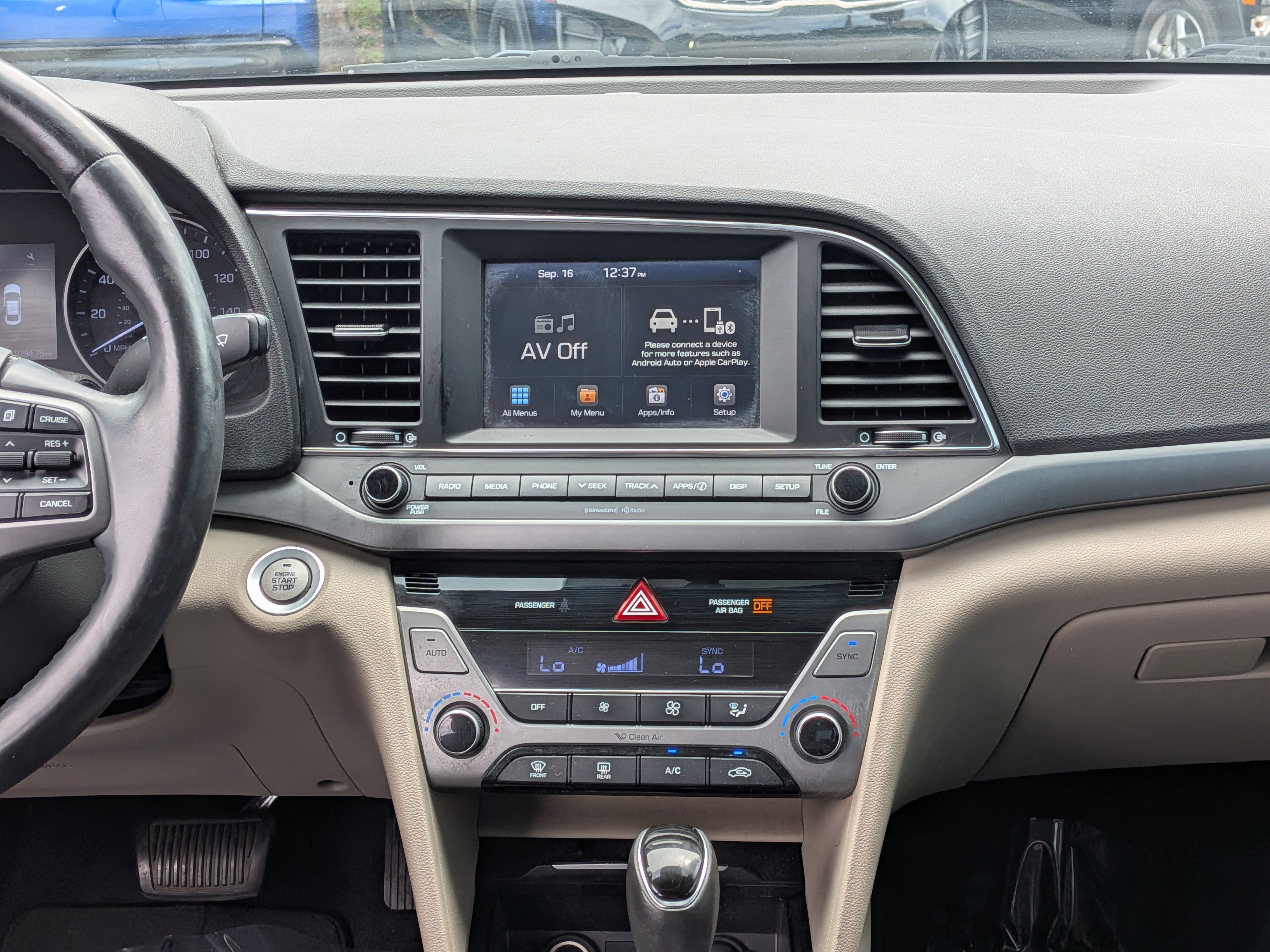 Used 2018 Hyundai Elantra Value Edition FWD image 19
