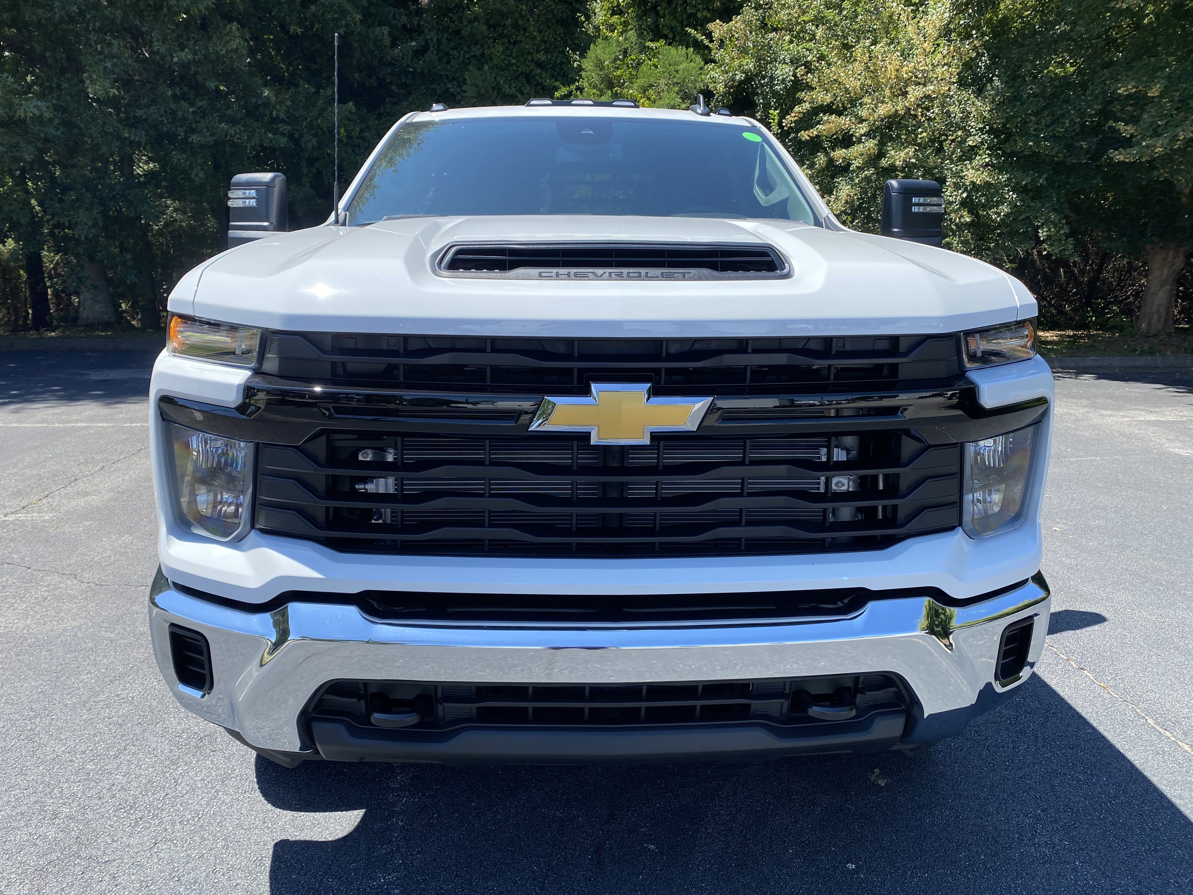 Used 2026 Chevrolet Silverado 3500 W/T w/ WT Convenience Package AWD/4WD image 3