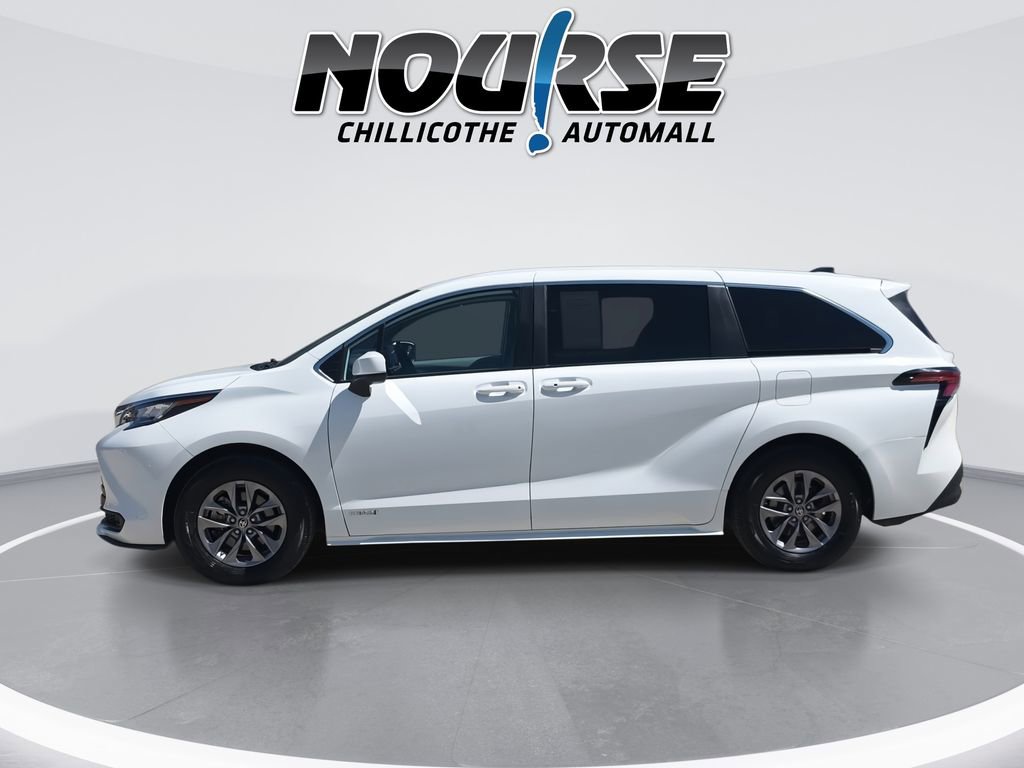 Used 2021 Toyota Sienna LE FWD image 5