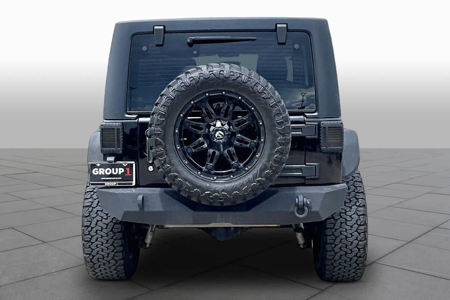 Used 2014 Jeep Wrangler Unlimited Sport AWD/4WD image 5