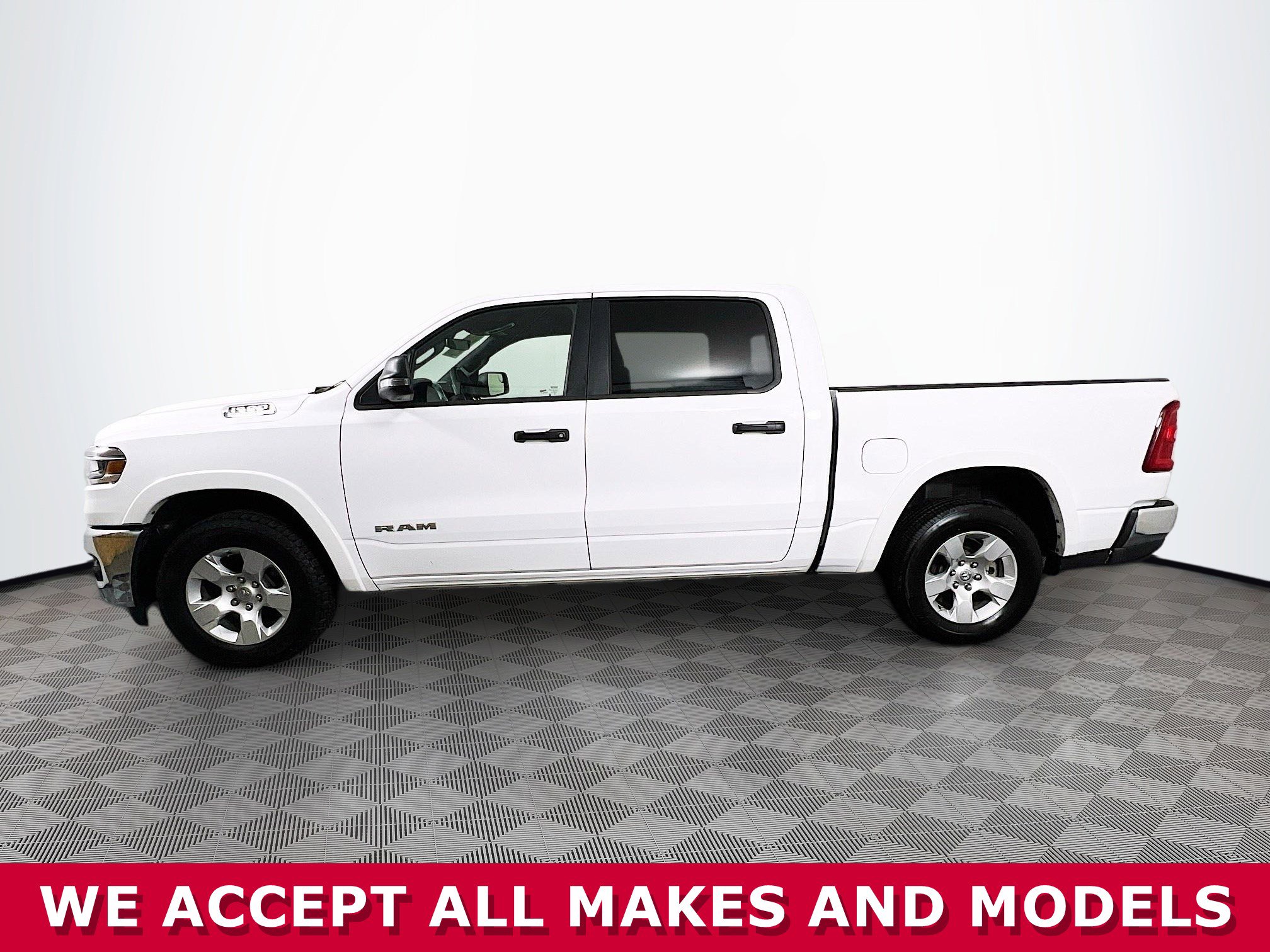 Used 2025 RAM 1500 Big Horn AWD/4WD image 28