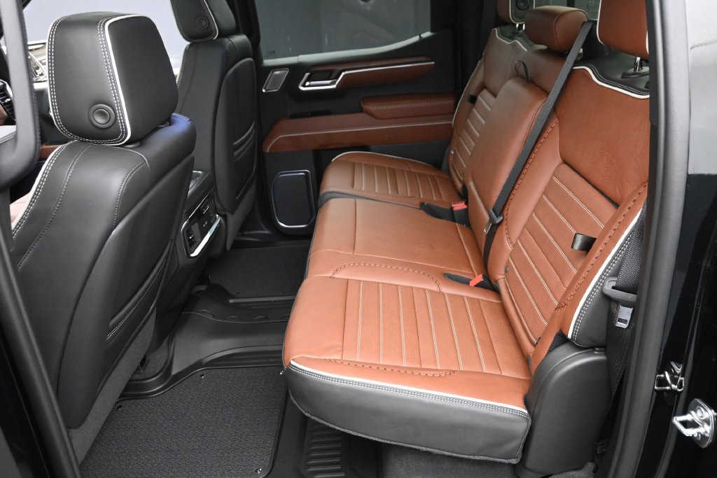 New 2026 GMC Sierra 1500 Denali Ultimate AWD/4WD image 12