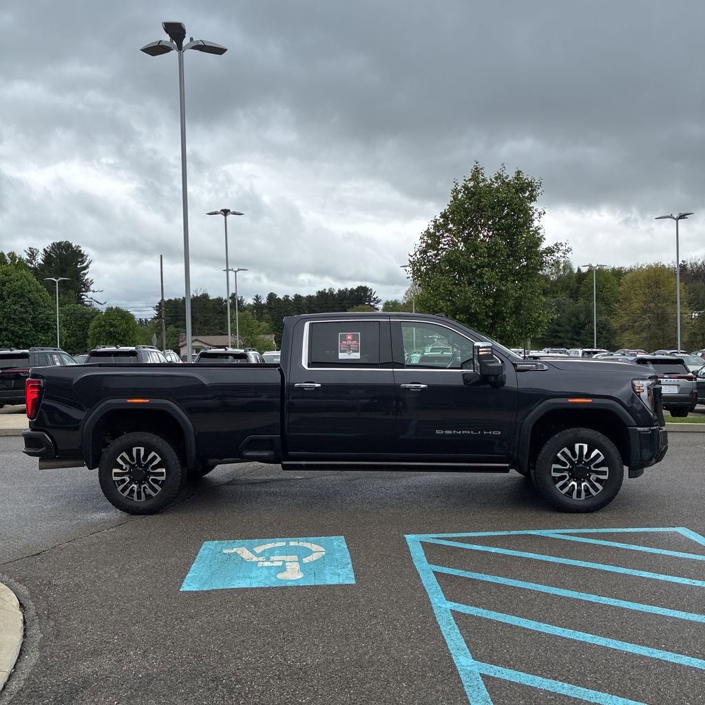 Used 2026 GMC Sierra 2500 Denali Ultimate w/ Max Trailering Package AWD/4WD image 8