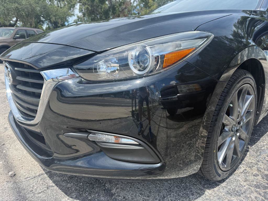 Used 2018 MAZDA MAZDA3 Touring FWD image 14