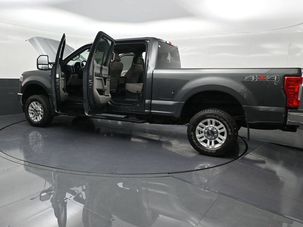 Used 2019 Ford F250 XLT w/ Snow Plow Prep Package image 34