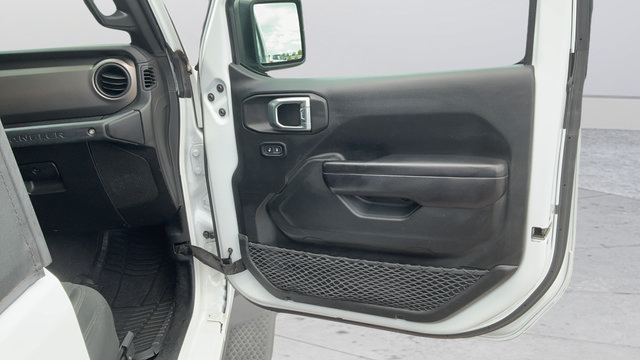 Used 2021 Jeep Wrangler Sport AWD/4WD image 22