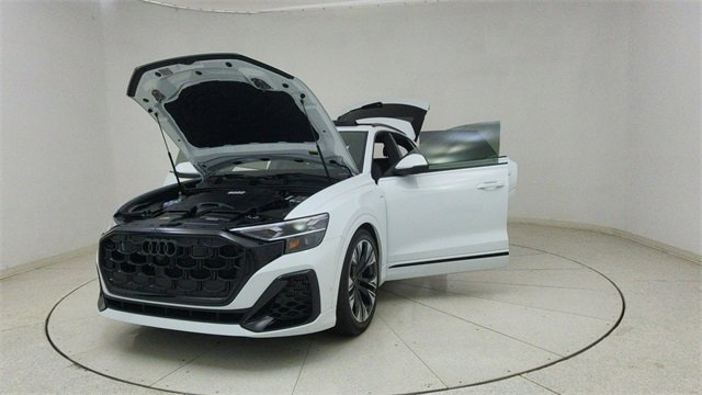 Used 2025 Audi Q8 Prestige w/ Prestige Package image 74