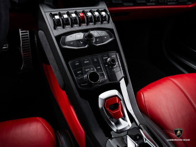Used 2017 Lamborghini Huracan LP 610-4 image 29