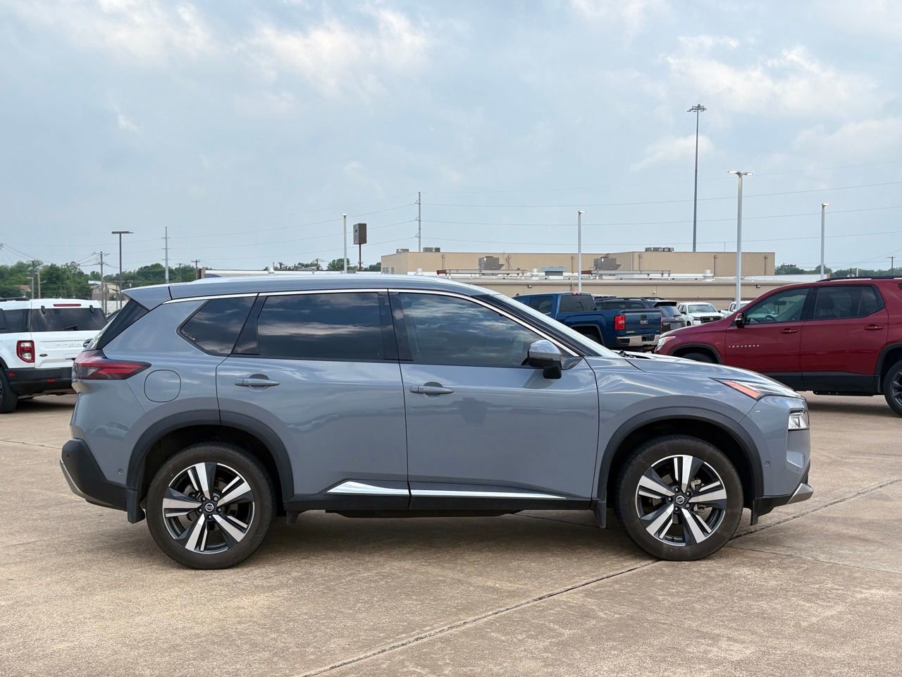 Certified 2021 Nissan Rogue Platinum AWD/4WD image 4