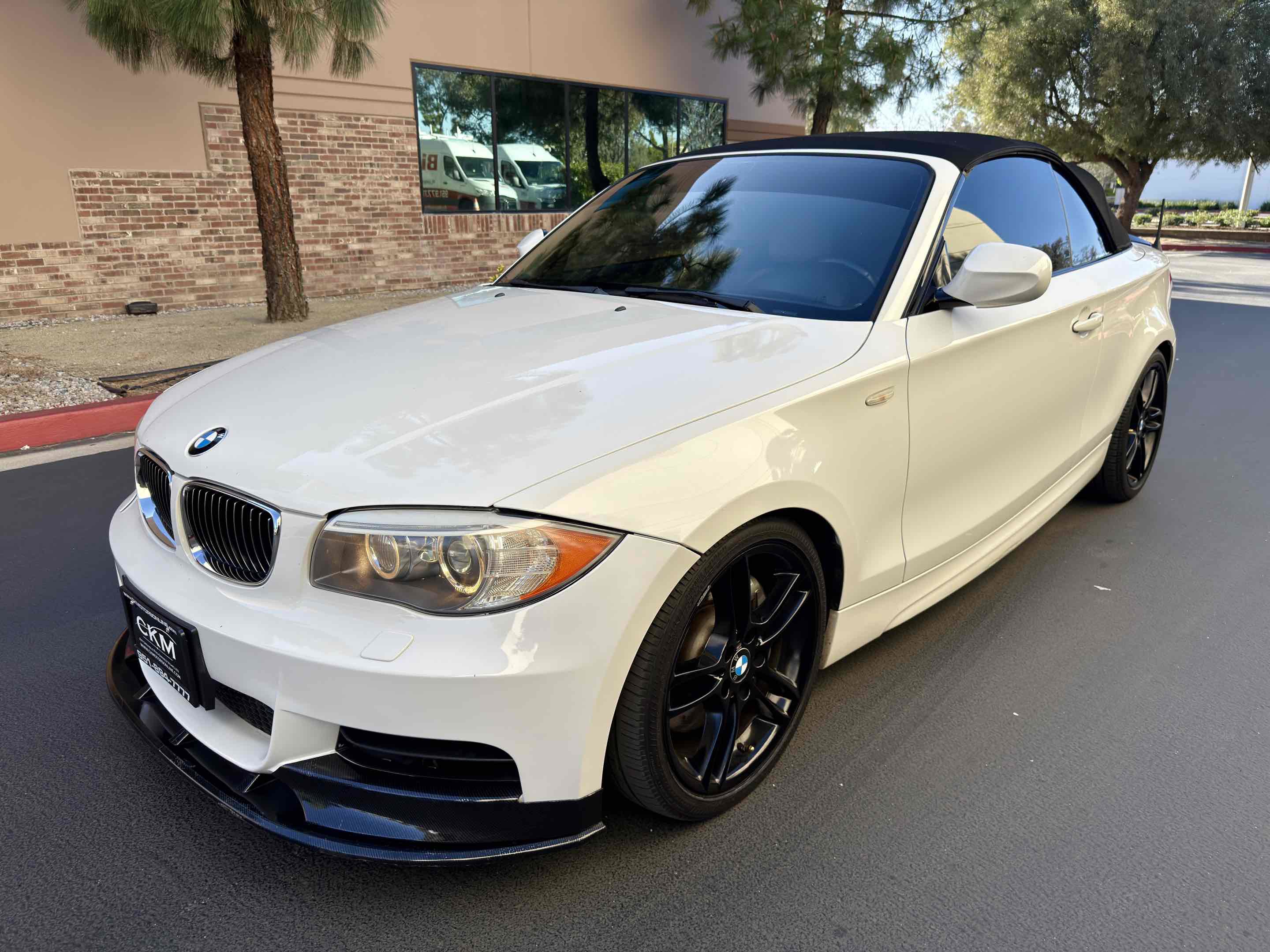 Used 2012 BMW 135i Convertible image 7