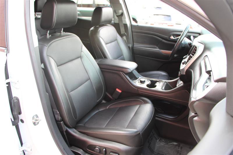 Used 2021 GMC Acadia SLT w/ Elevation Edition image 18