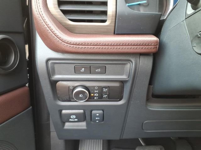 Certified 2024 Ford Expedition Limited AWD/4WD image 22
