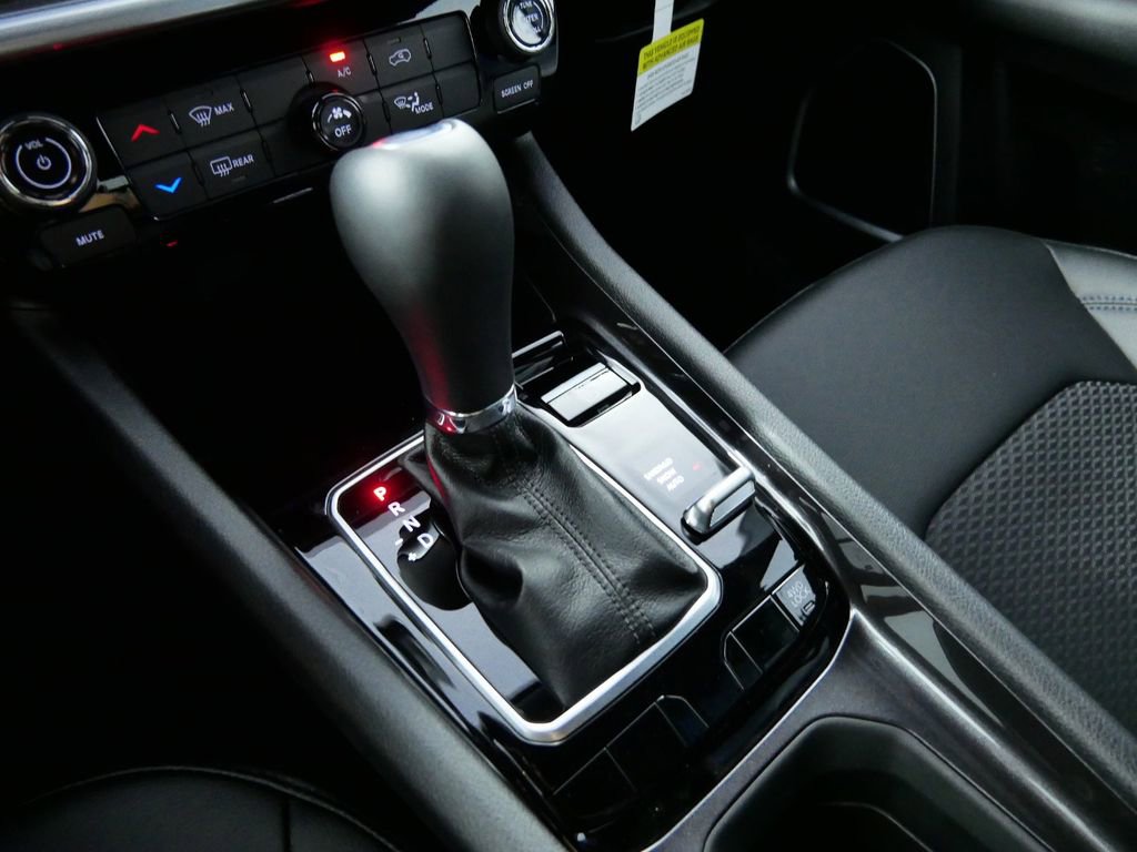 Used 2024 Jeep Compass Latitude image 45