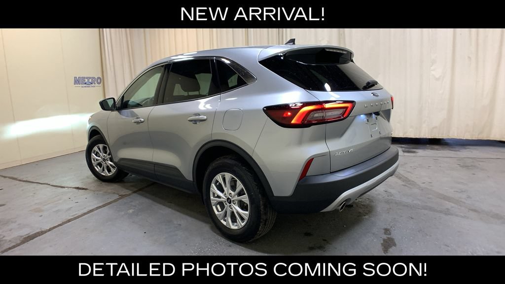 Used 2023 Ford Escape Active AWD/4WD image 5