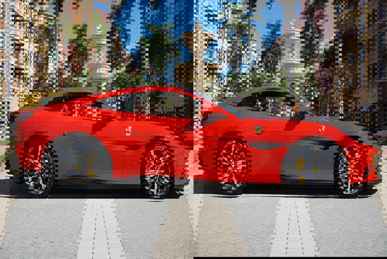 Used 2022 Ferrari Portofino M image 3