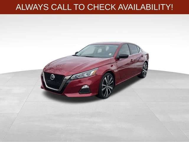 Used 2020 Nissan Altima 2.5 SR w/ Premium Package image 3