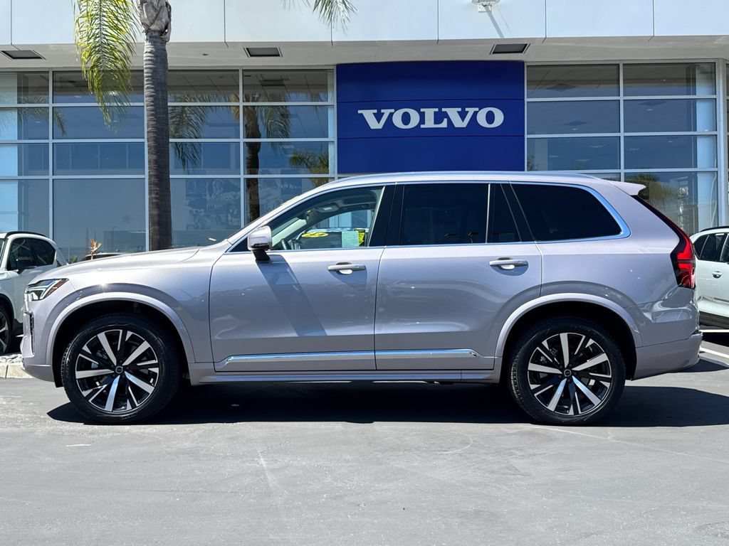 New 2026 Volvo XC90 B5 Core AWD/4WD image 2