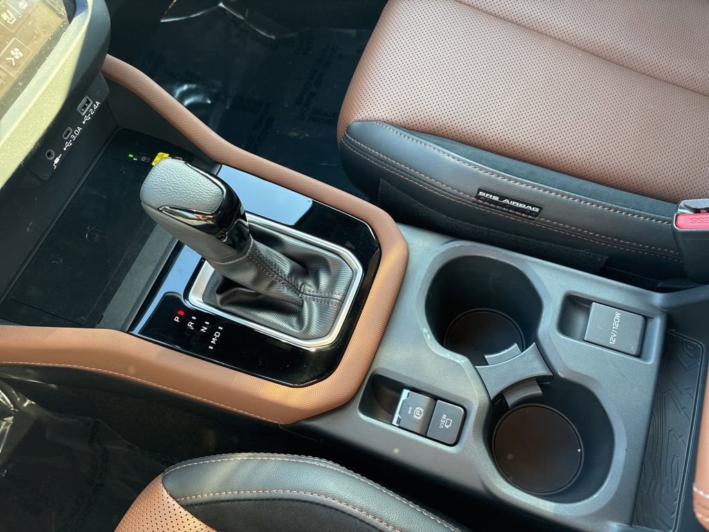 Used 2025 Subaru Forester Touring w/ Touring Package image 18