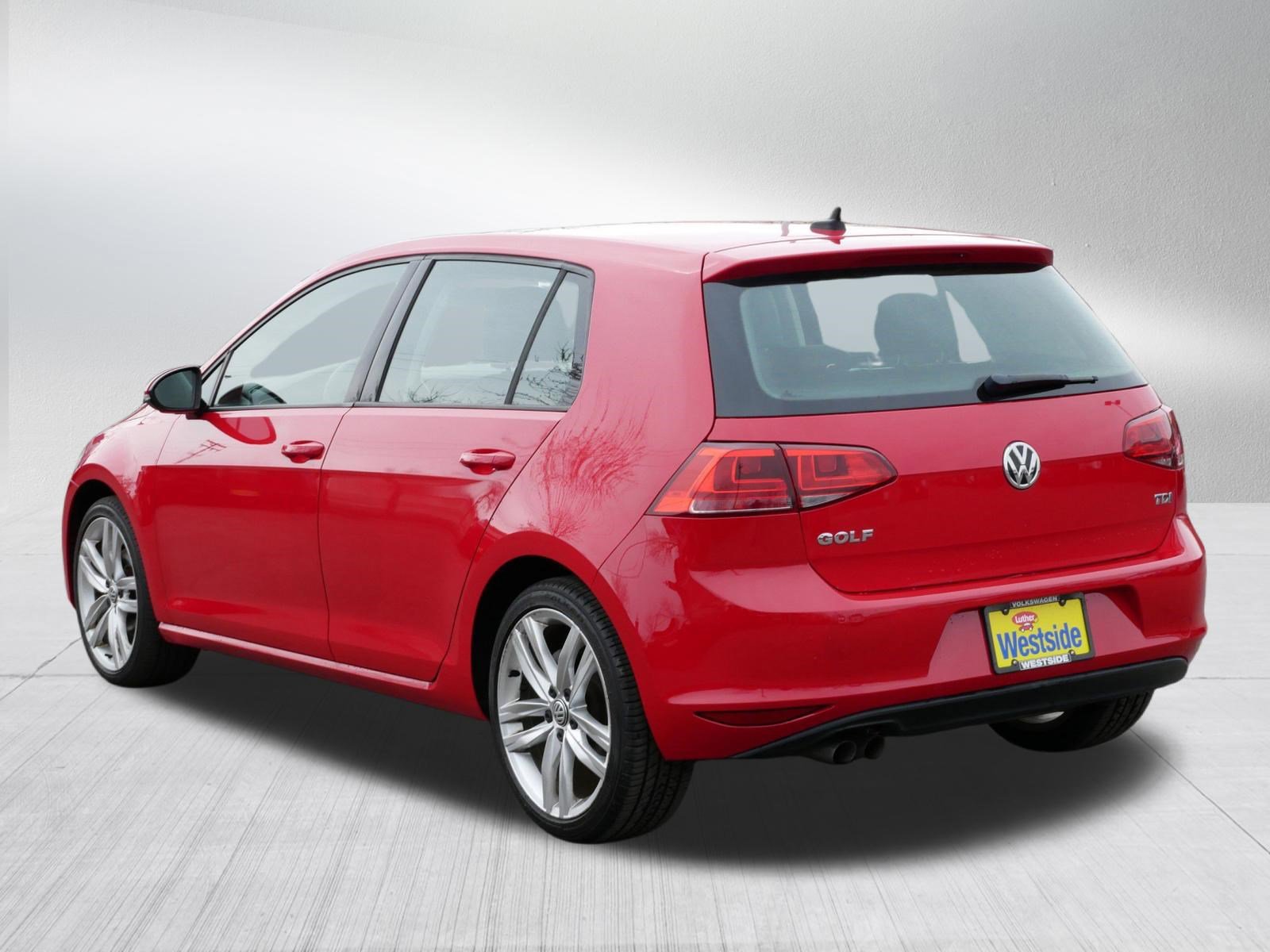 Used 2015 Volkswagen Golf TDI SEL image 5