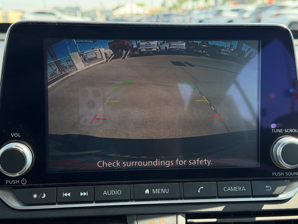 Used 2025 Nissan Altima 2.5 SV FWD image 31