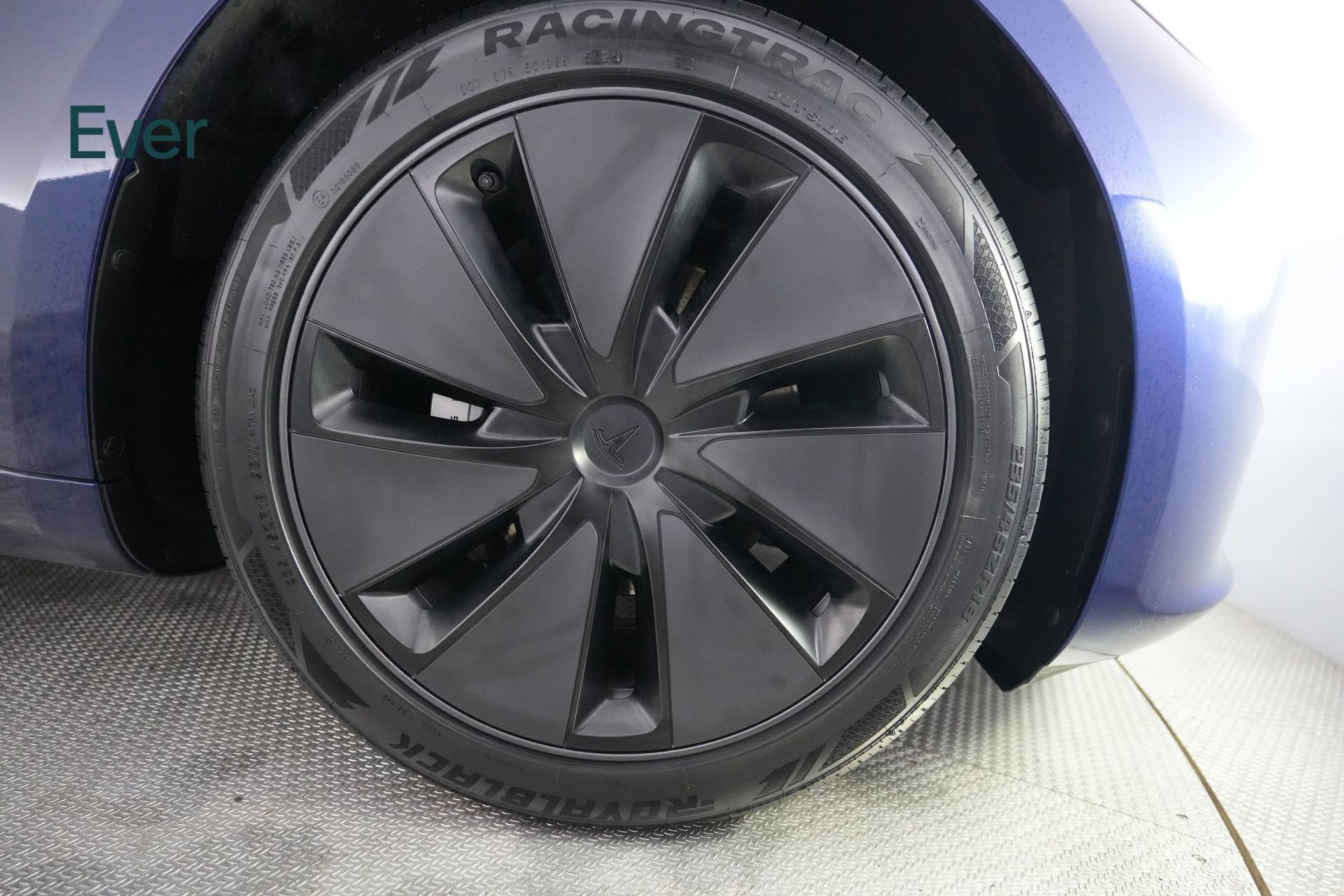 Used 2024 Tesla Model 3 Standard Range RWD image 20