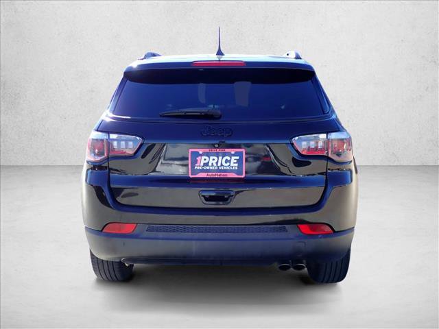 Used 2020 Jeep Compass Latitude FWD image 3