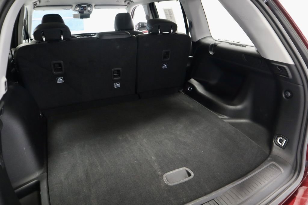 Used 2024 Jeep Grand Cherokee Limited w/ Luxury Tech Group II image 15